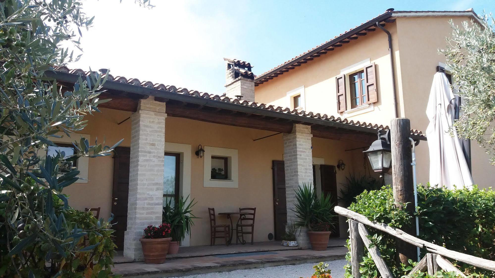 Tenuta Colverano 몬테팔코 외부 사진